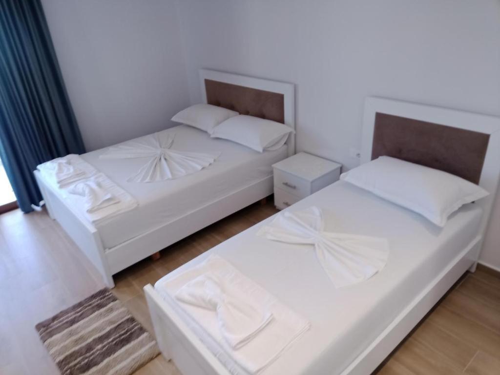 Hotel Opolonia Ксаміл Екстер'єр фото
